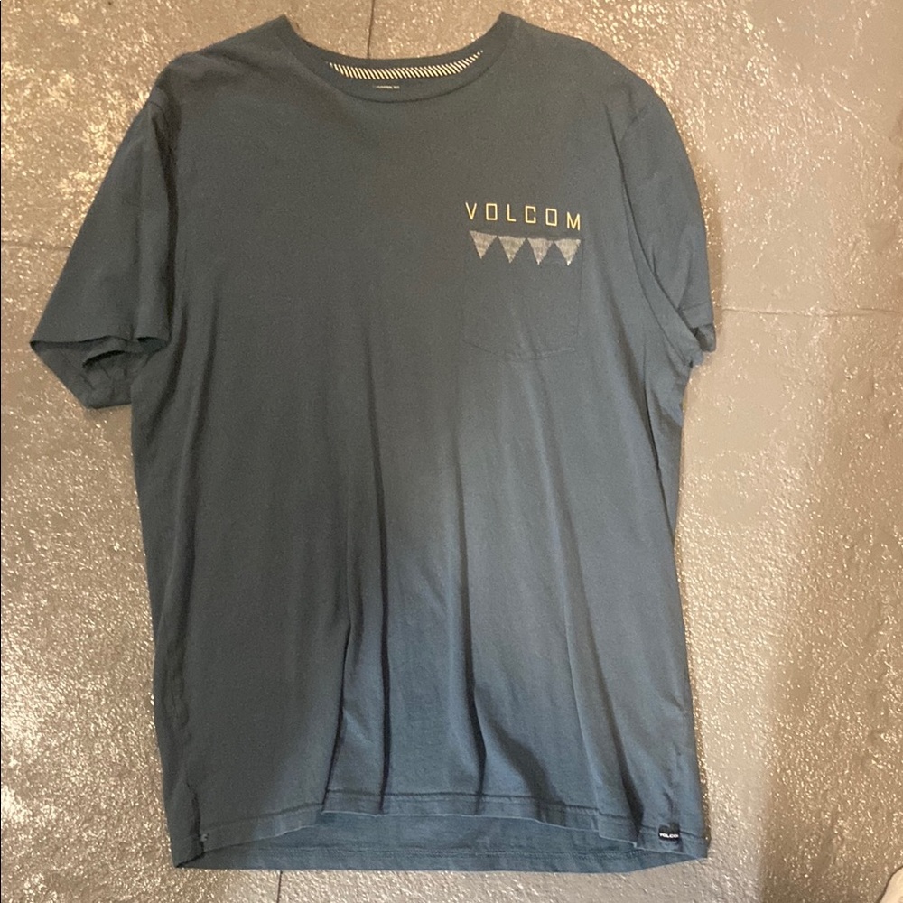 Volcom Blue Short Sleeve Tee for Casual Comfort